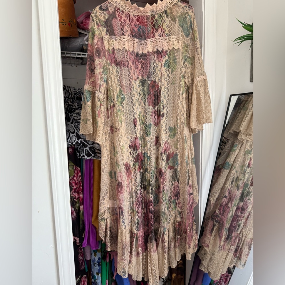 Origami Lace Kimono - Picture 2 of 2